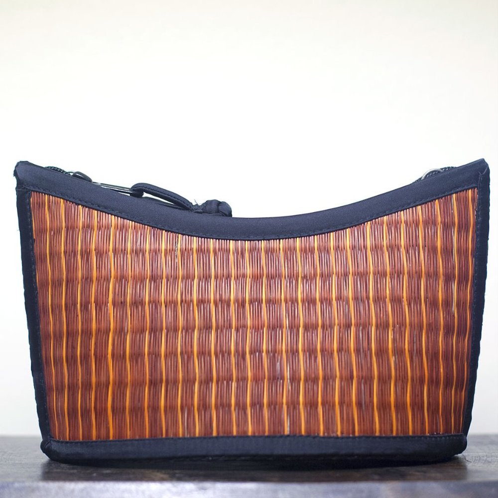 NWT: woven Purse Bag by Saraye, Brown and Black (reed) natural